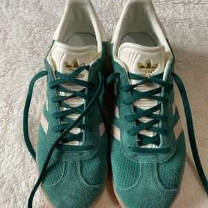 Adidas Green Sneakers with Gold Emblem big kids size 6